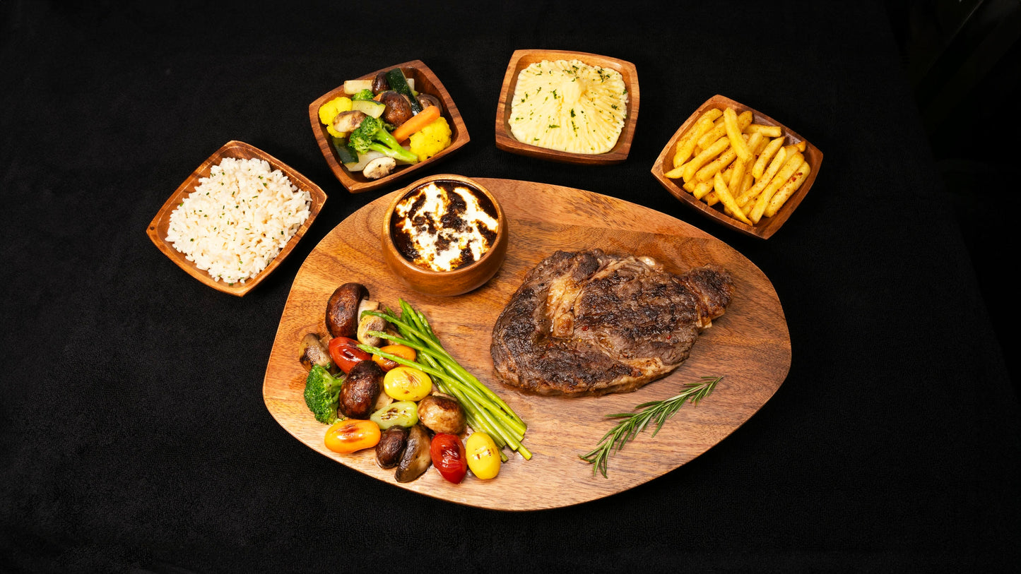 Grilled Rib Eye Steak with Pepper Sauce